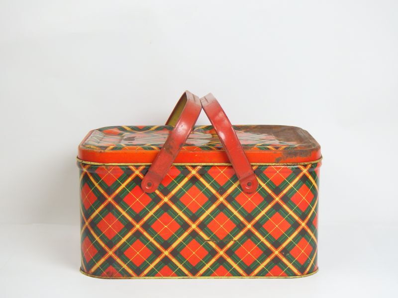 Vintage picnic bag