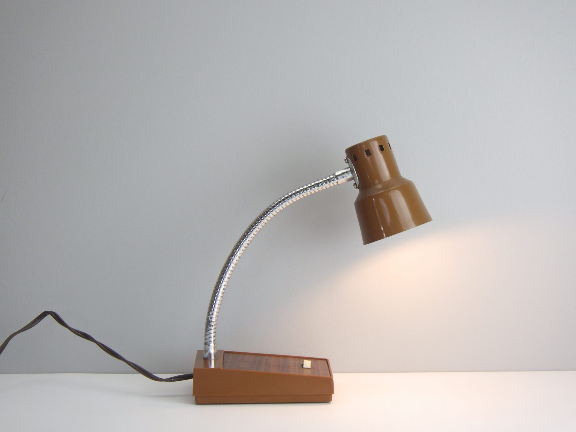 Vintage Desk lamp ビンテージ デスクランプ ポータブルランプ | JAM-DAY