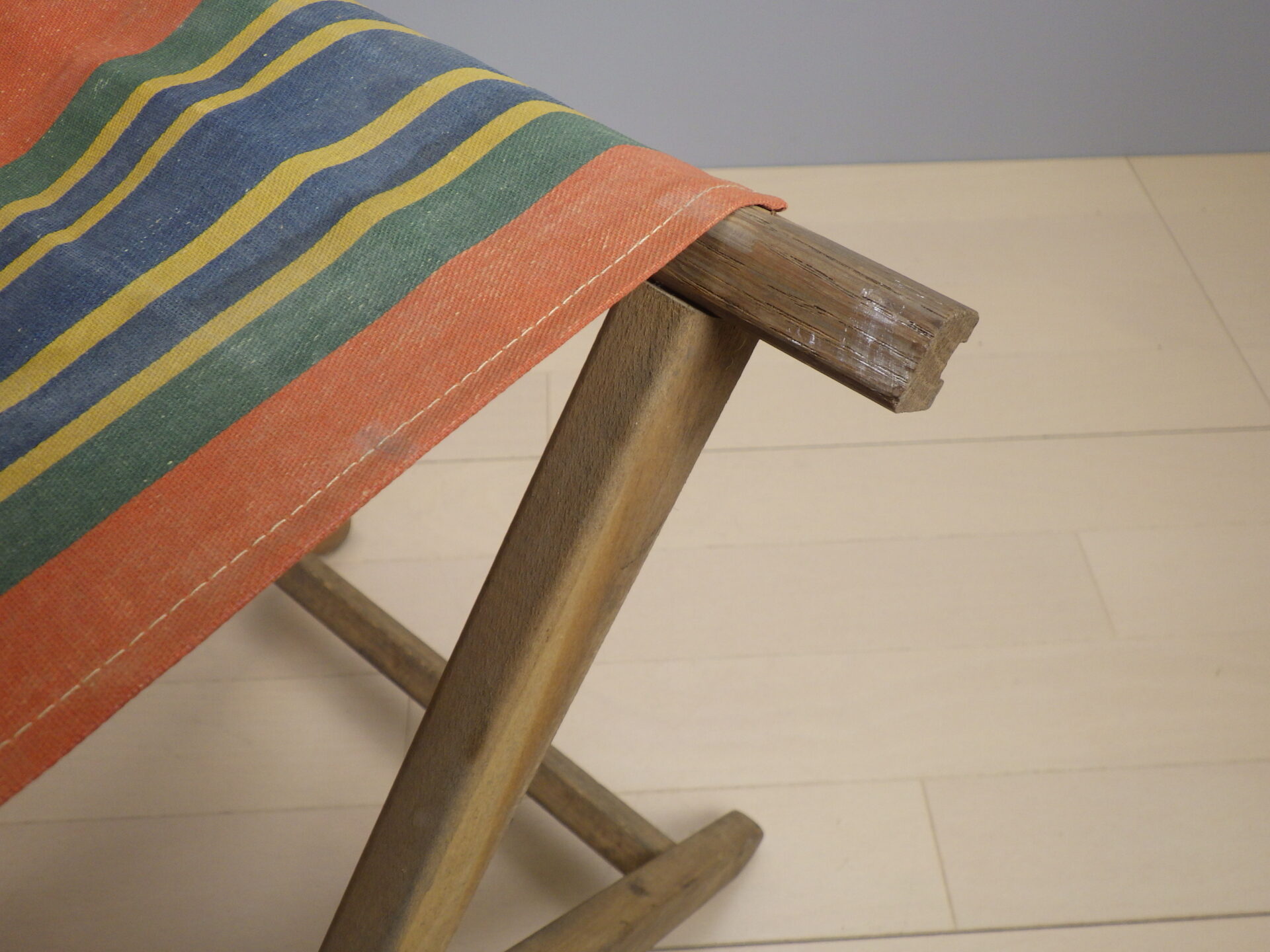 vintage スツール 51-daR6J+CL._UF894,1000_QL80_.jpg