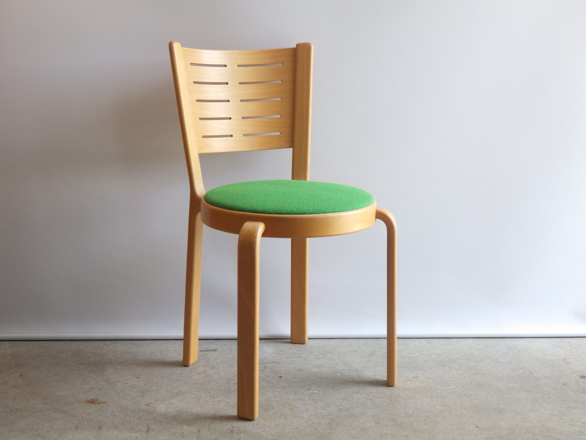 Maguns Olesen” Dining Chair マグナス・オルセン ダイニング