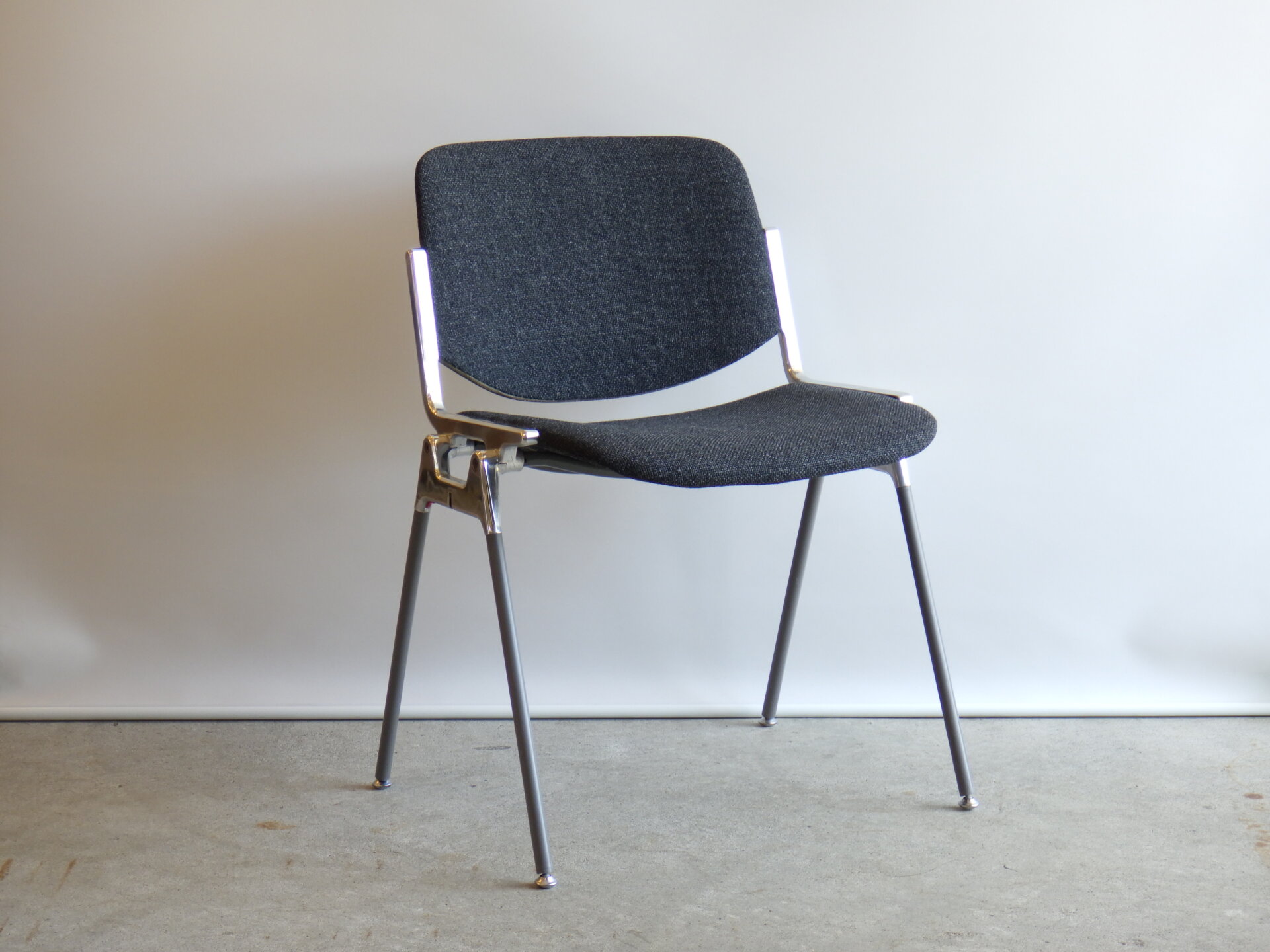 Castelli” DSC 106 Chair by Giancarlo Piretti カステリ ビンテージ