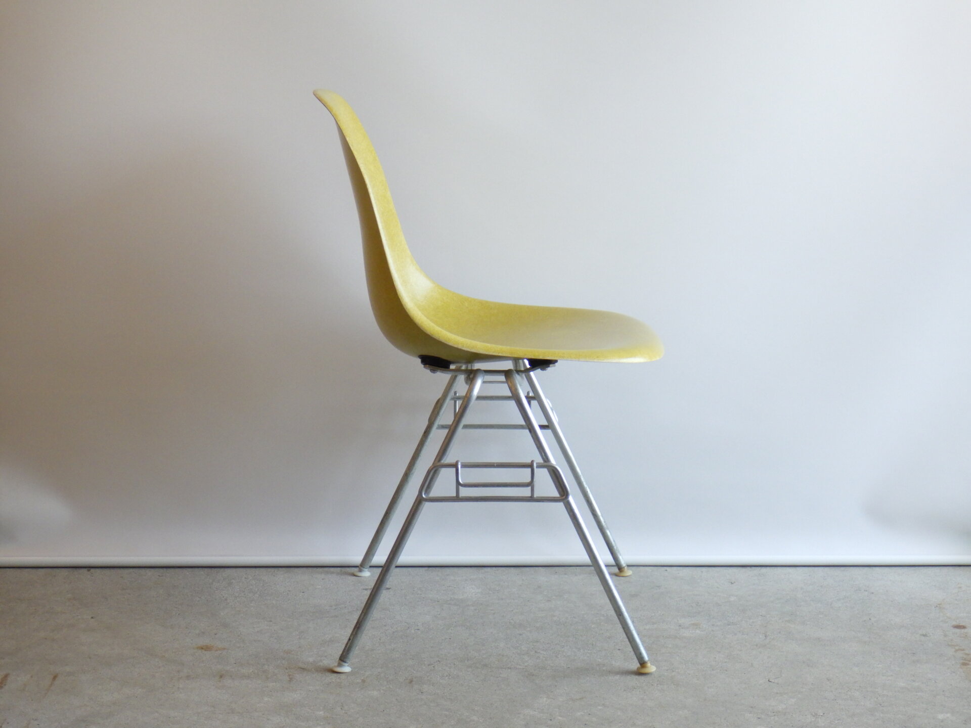 Herman Miller” Vintage Eames Side Shell Chair ハーマンミラー